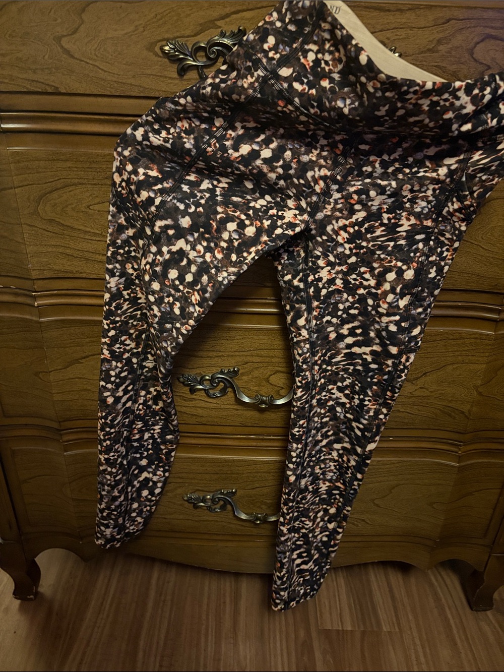 lululemon athletica Black & Pink Speckled Leggings